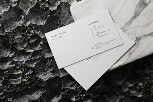 Minimalist Business Card Mockup: Professional Presentation Tool